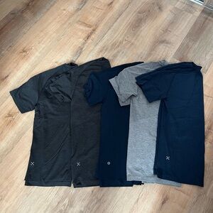 Bundle of Lululemon Men’s Metal Vent Tech Tees - Size M